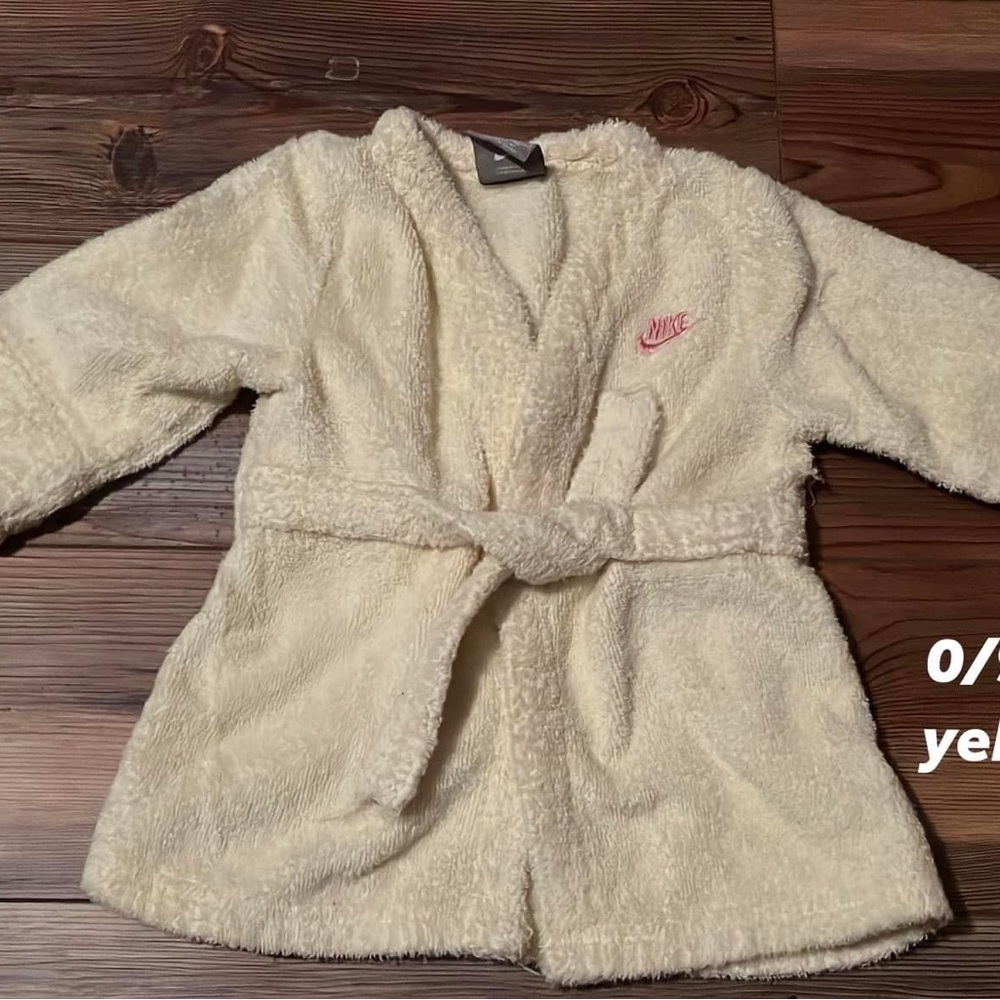 0/9 month Nike yellow bath robe